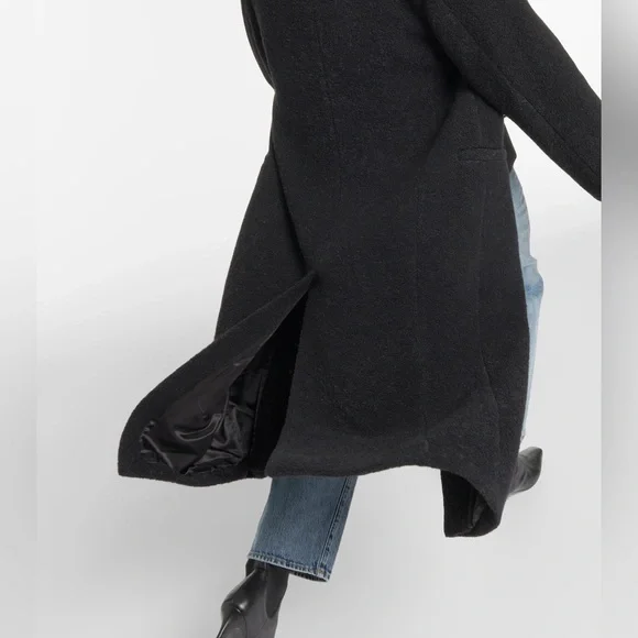 TOTEME Bouclé coat